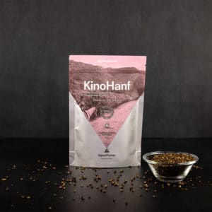 Kinohanf Verpackung mit Hanfsamen in kleiner Glasschale