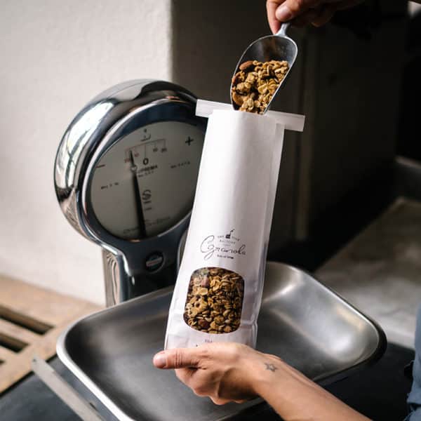 Granola in der Abfüllung